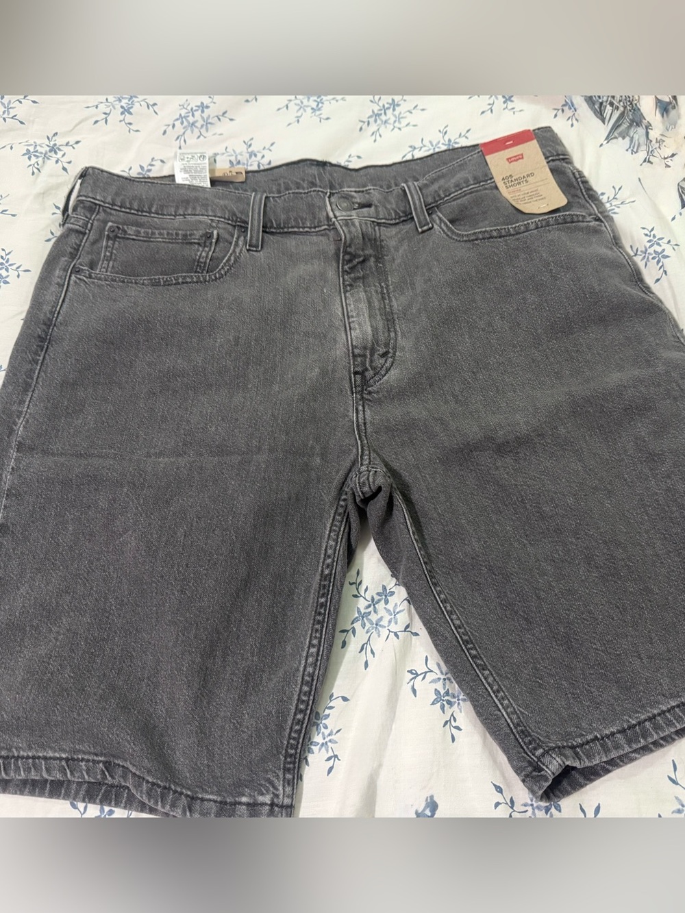 Levi's Men's Gray Denim Shorts
